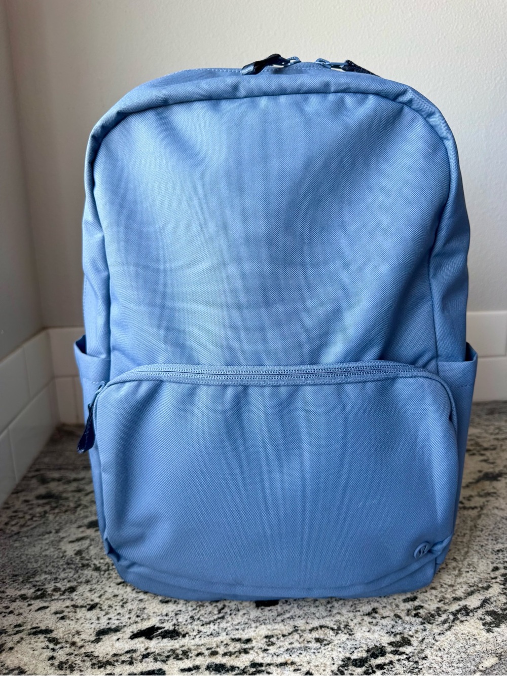 lululemon Everywhere Backpack 22L (Tech Canvas variation) in Oasis Blue
